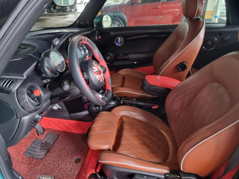 MINI Cooper Convertible