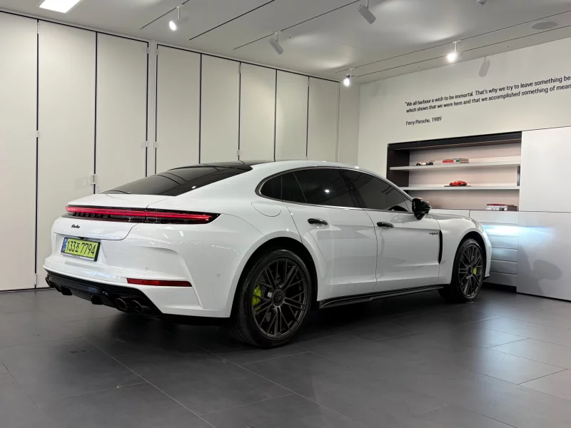 Porsche PANAMERA