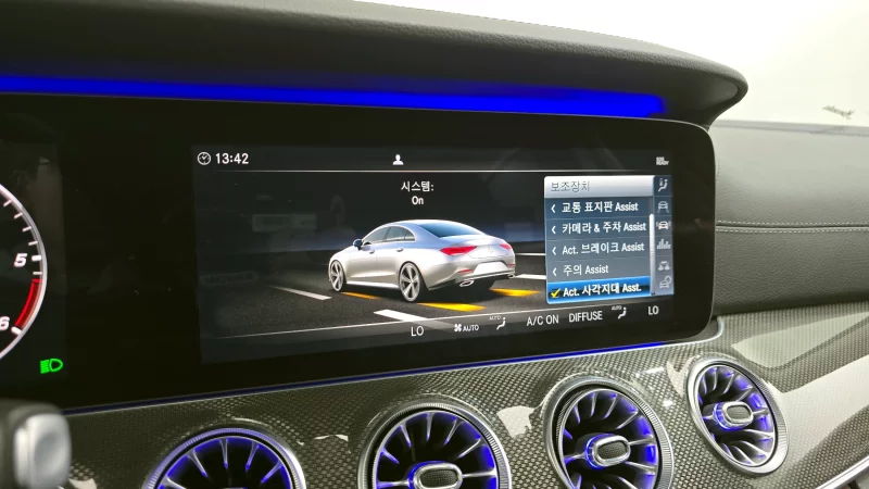 Mercedes-Benz CLS-Class