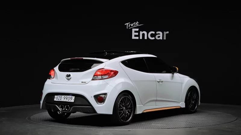Hyundai Veloster