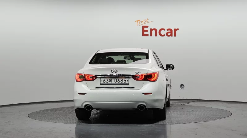 Infiniti Q50
