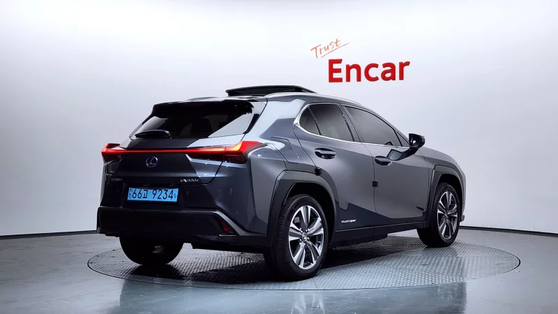 Lexus UX