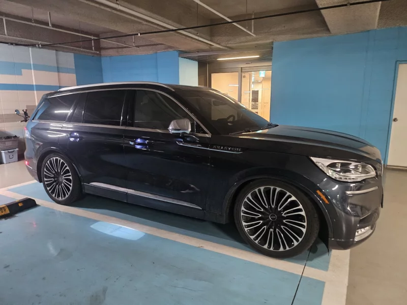 Lincoln Aviator