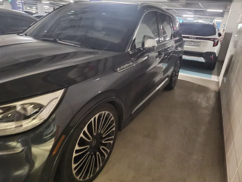 Lincoln Aviator