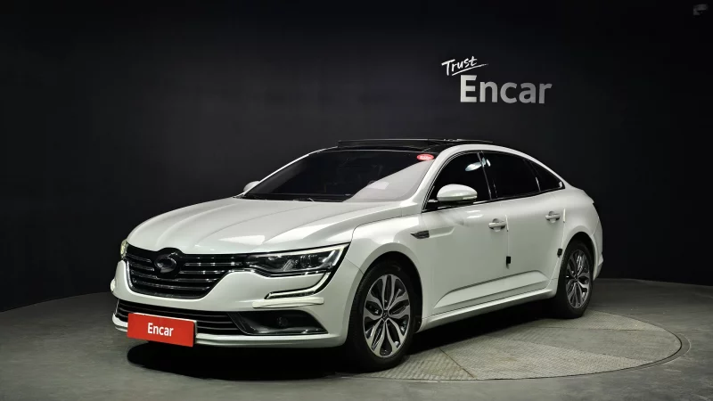 Renault SM6