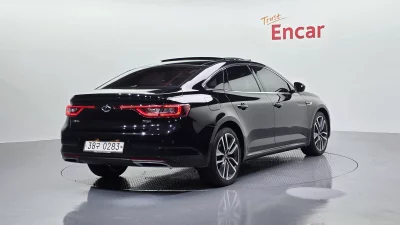 Renault SM6
