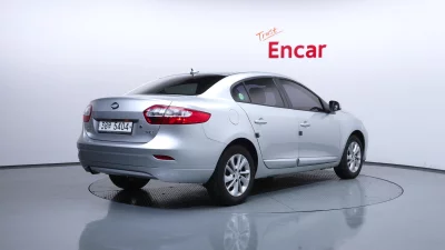 Renault SM3