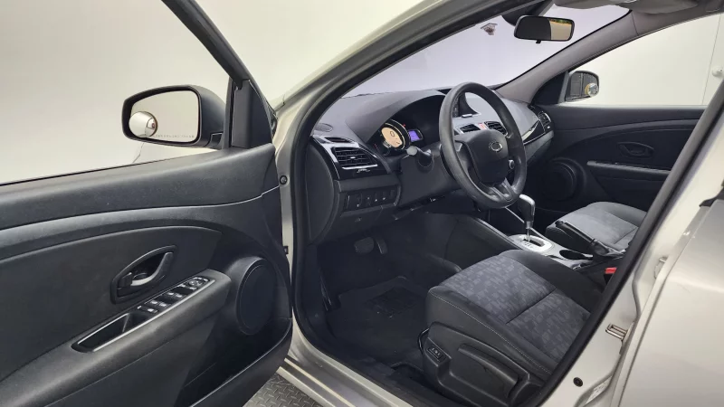 Renault SM3