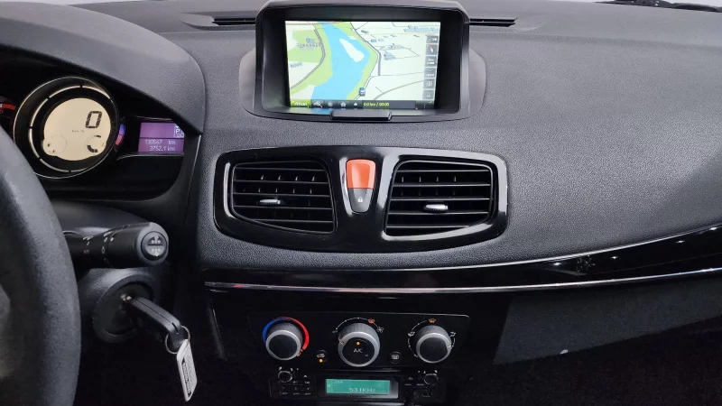 Renault SM3