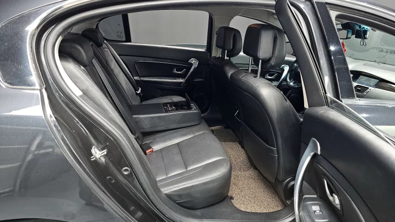 Renault SM5