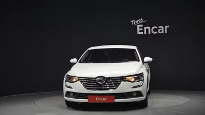 Renault SM6