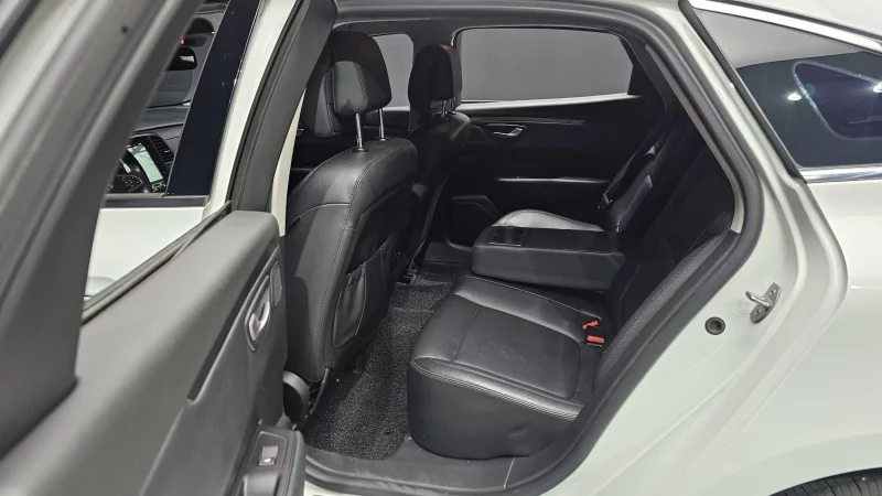 Renault SM6