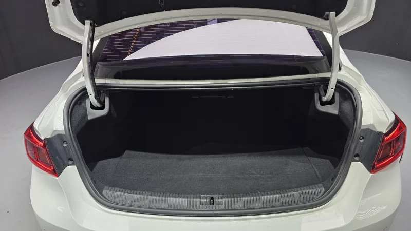 Renault SM6