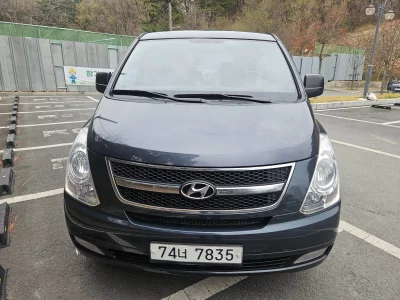 Hyundai Grand Starex
