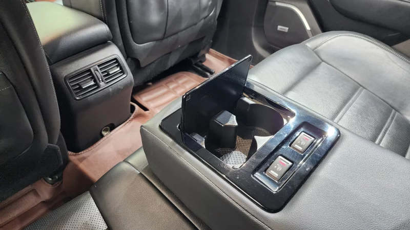 Renault SM6