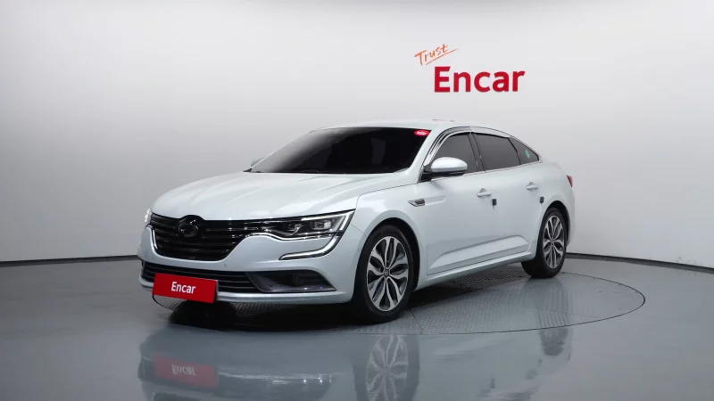 Renault SM6