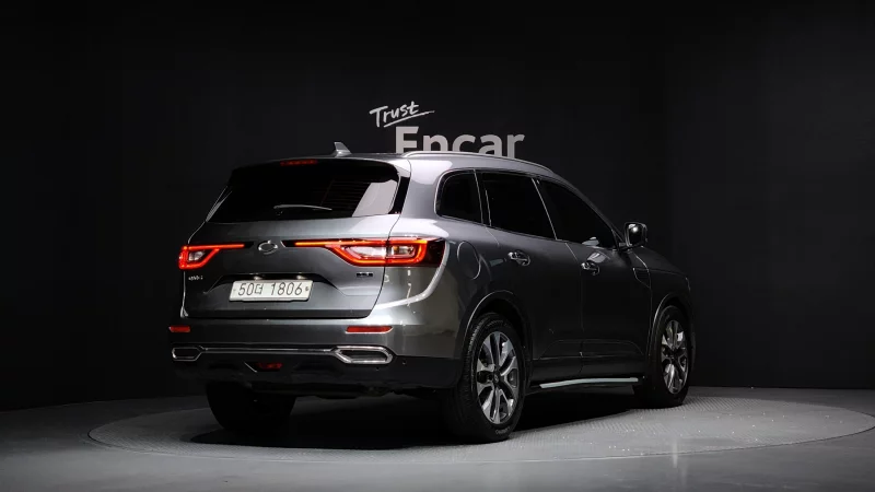 Renault QM6
