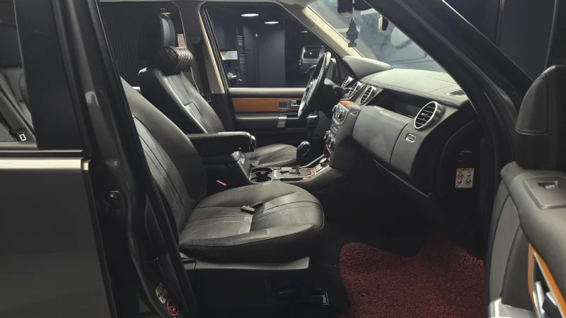 Land Rover DISCOVERY