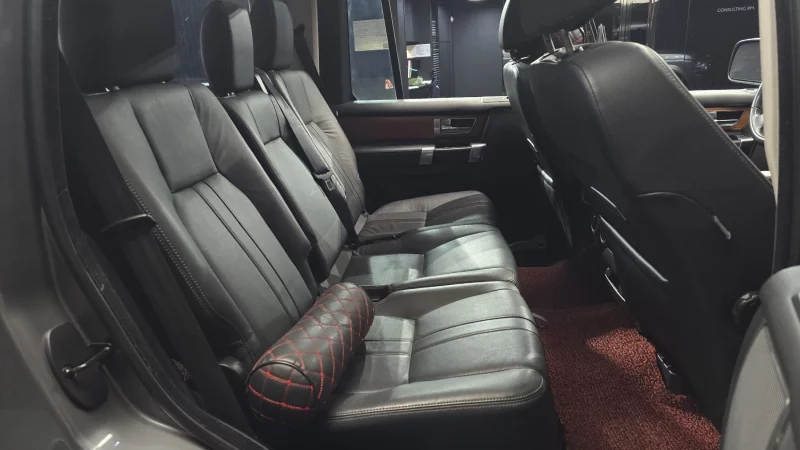 Land Rover DISCOVERY