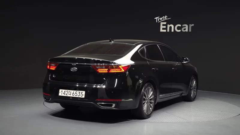 Kia K7