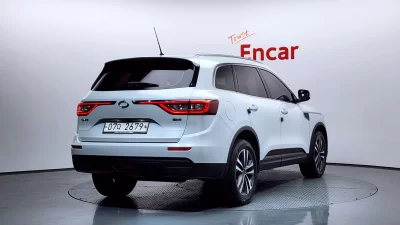 Renault QM6