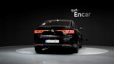 Renault SM6