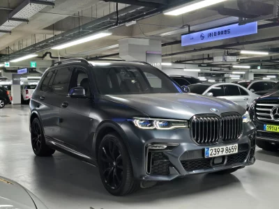 BMW X7
