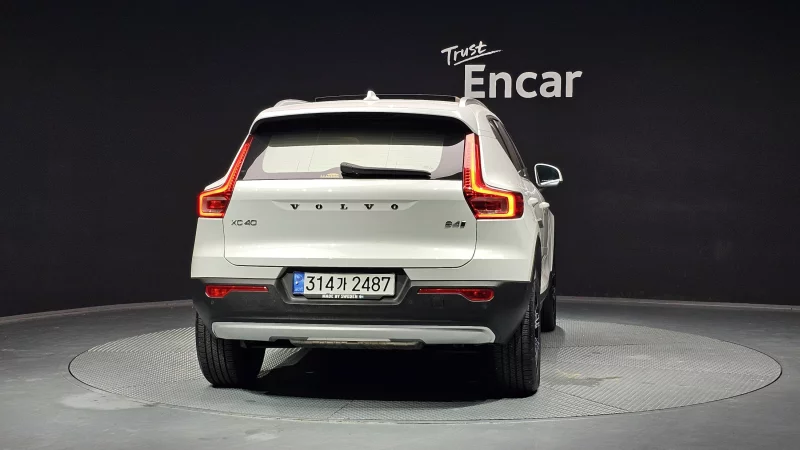 Volvo XC40