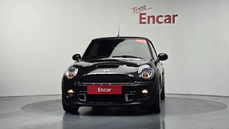 MINI Cooper Convertible