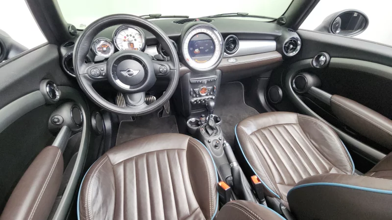 MINI Cooper Convertible