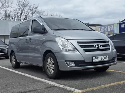 Hyundai Grand Starex