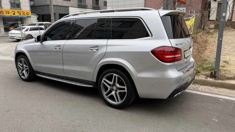 Mercedes-Benz GLS-Class