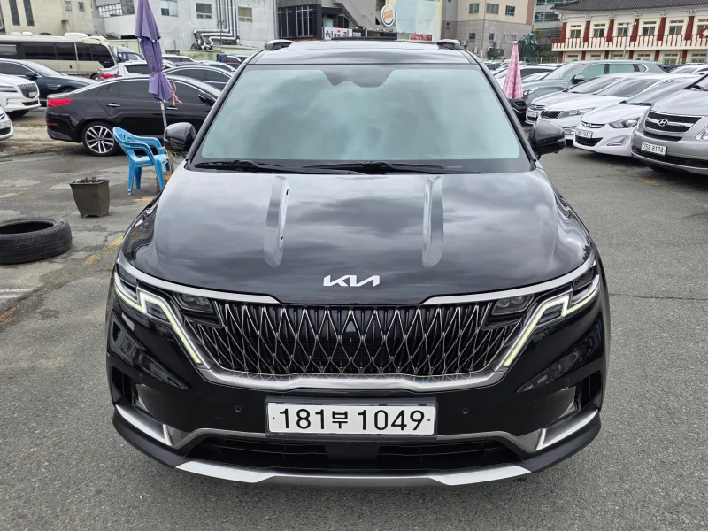 Kia Carnival