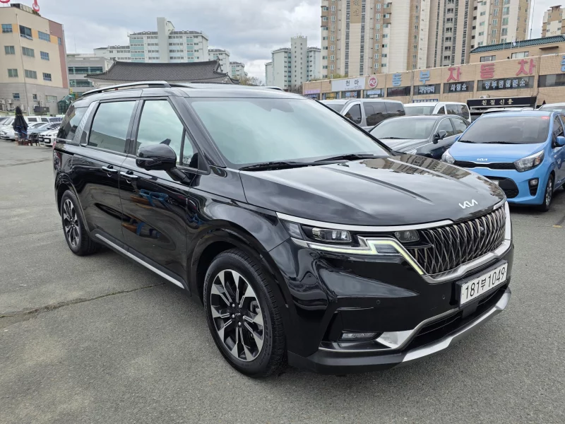 Kia Carnival