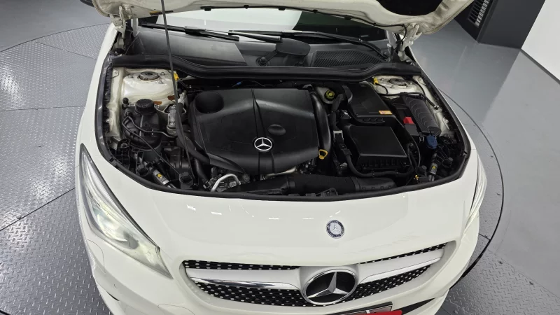 Mercedes-Benz CLA-Class