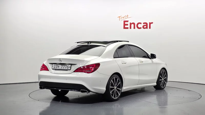 Mercedes-Benz CLA-Class