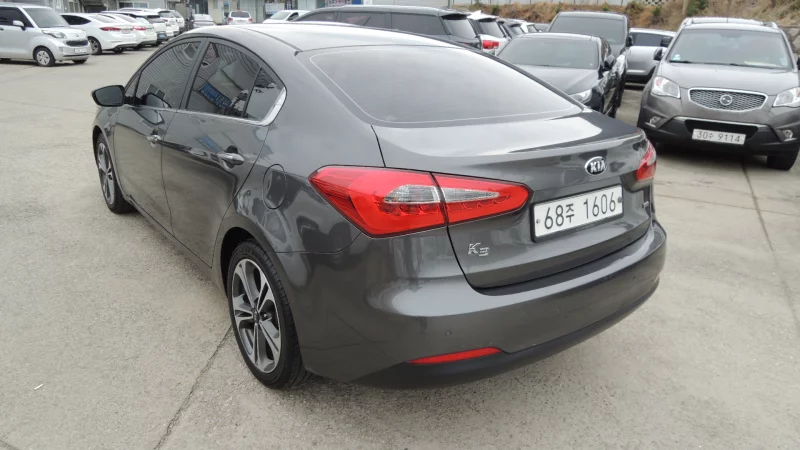 Kia K3