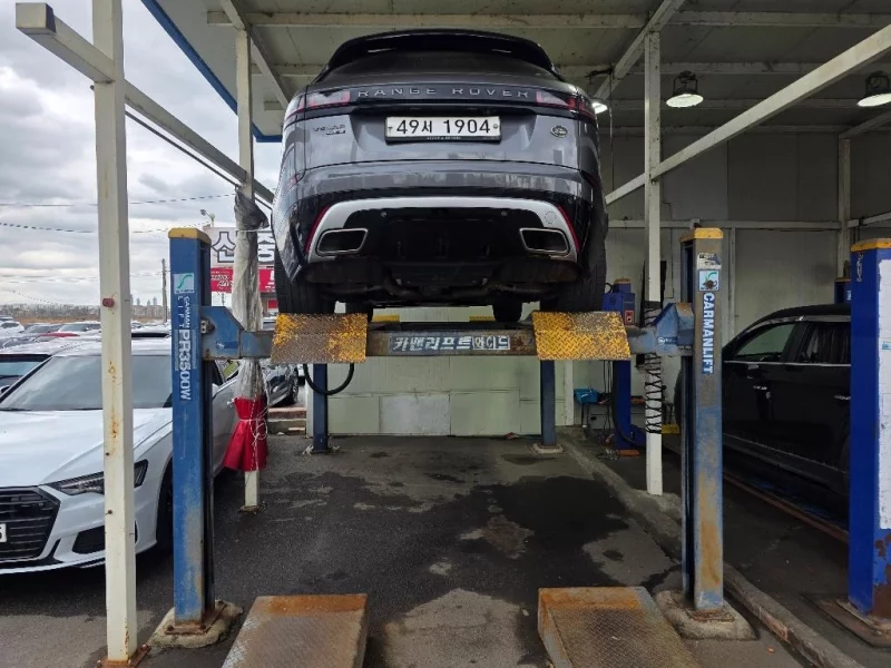 Land Rover RANGE ROVER VELAR