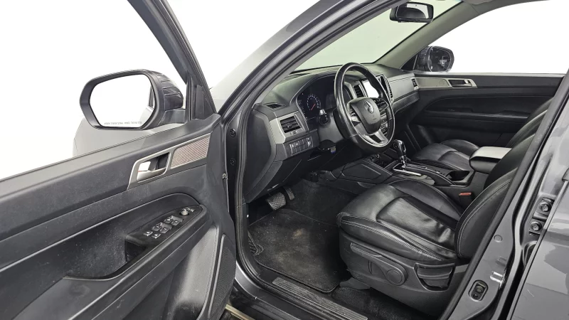 SsangYong Rexton Sports