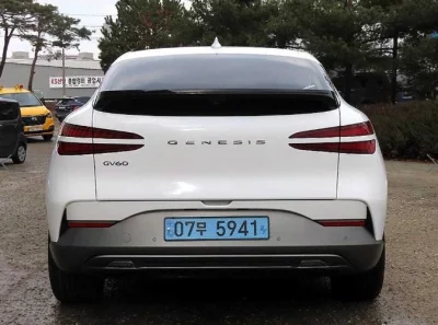 Genesis GV60