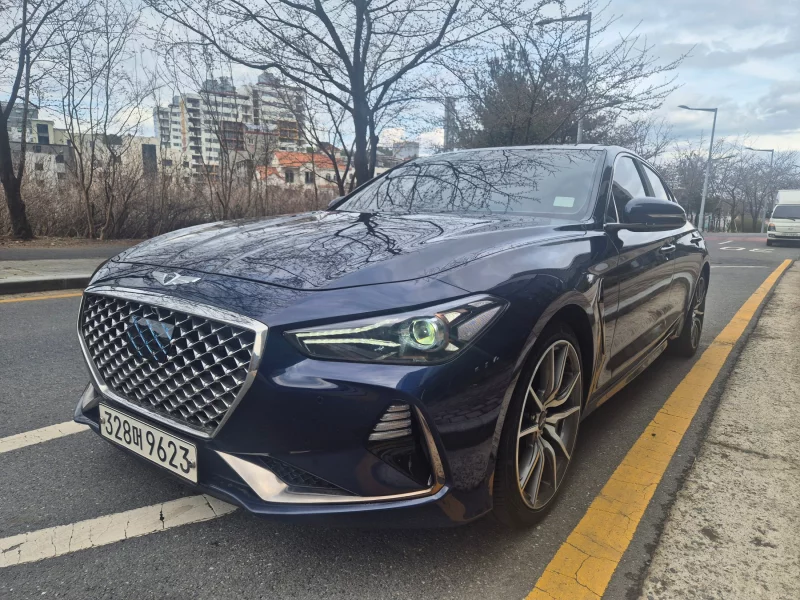 Genesis G70