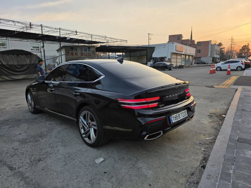 Genesis G80