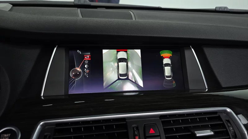 BMW 5-Series Gran Turismo