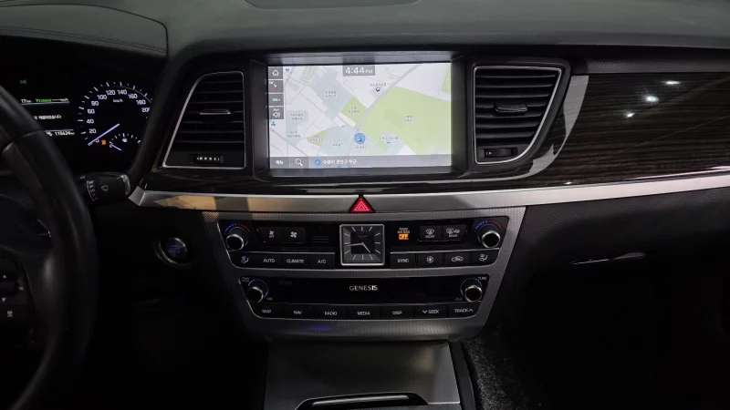 Genesis G80