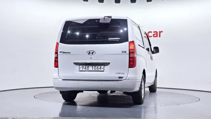 Hyundai Grand Starex