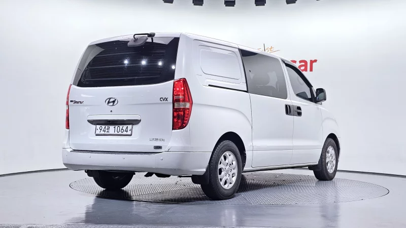 Hyundai Grand Starex