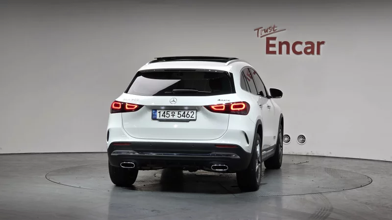 Mercedes-Benz GLA-Class