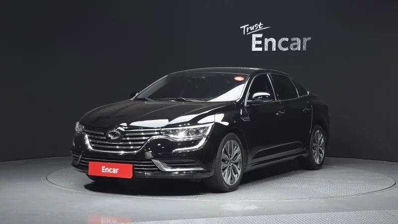 Renault SM6