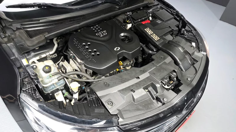 Renault SM6
