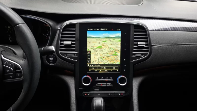 Renault SM6